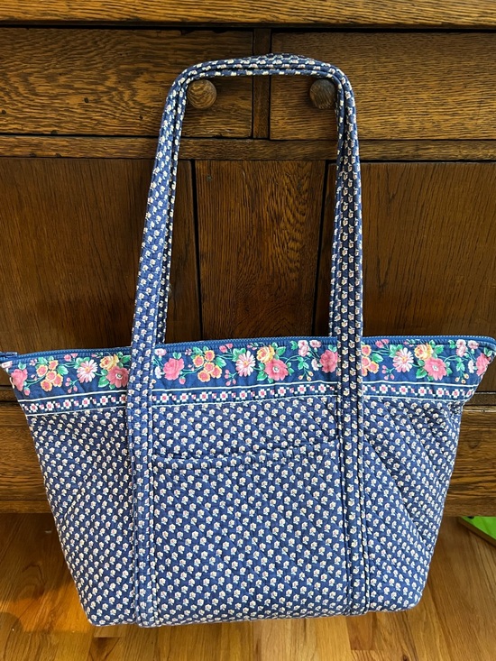 Vera Bradley Handbags - Vintage Vera Bradley